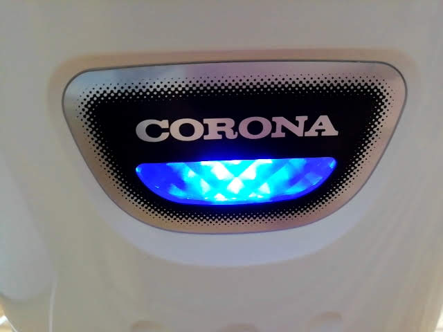 コロナの除湿機 CD-P63A の節約モードの青ランプ